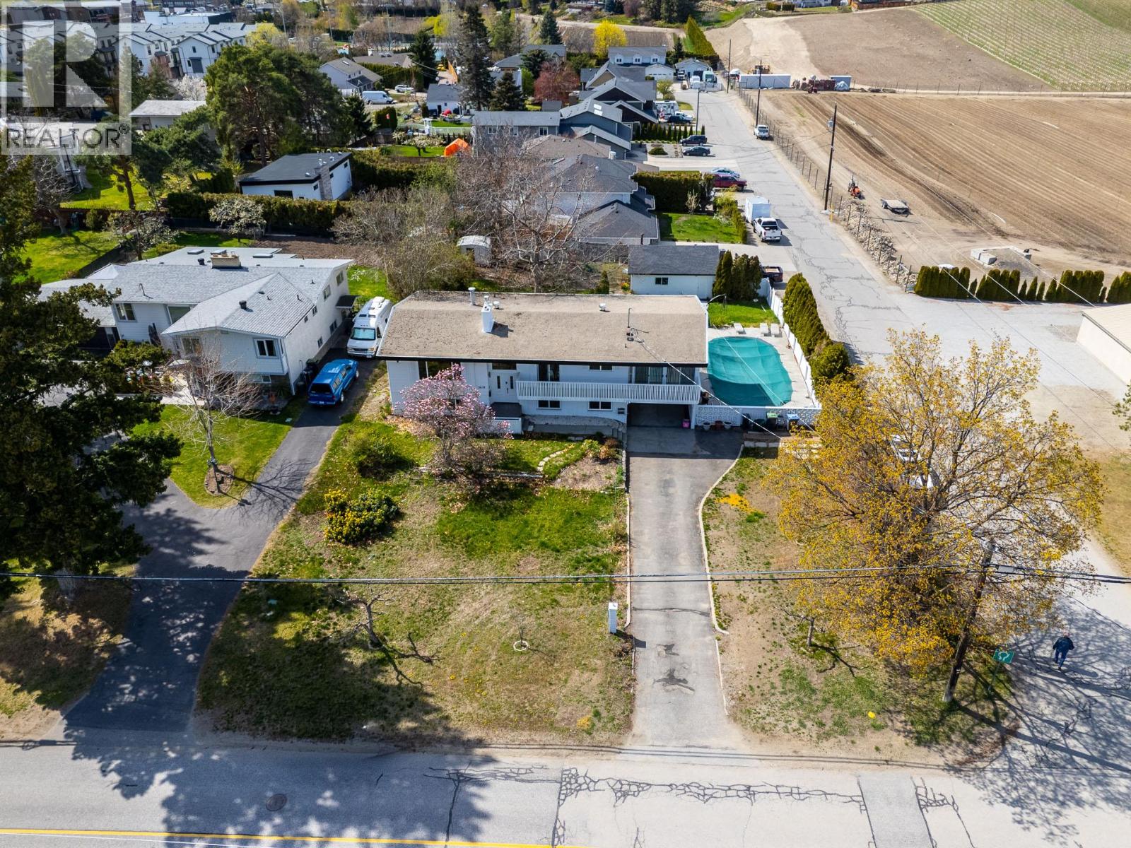 2618 Thacker Drive, West Kelowna, British Columbia  V1Z 1W3 - Photo 1 - 10397829