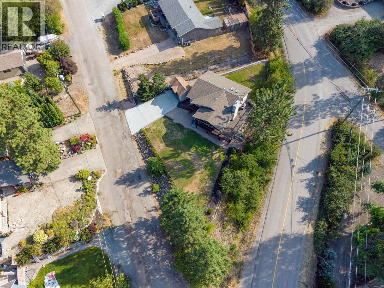 16621 Maki Road, Lake Country, British Columbia  V4V 1C2 - Photo 3 - 10397815