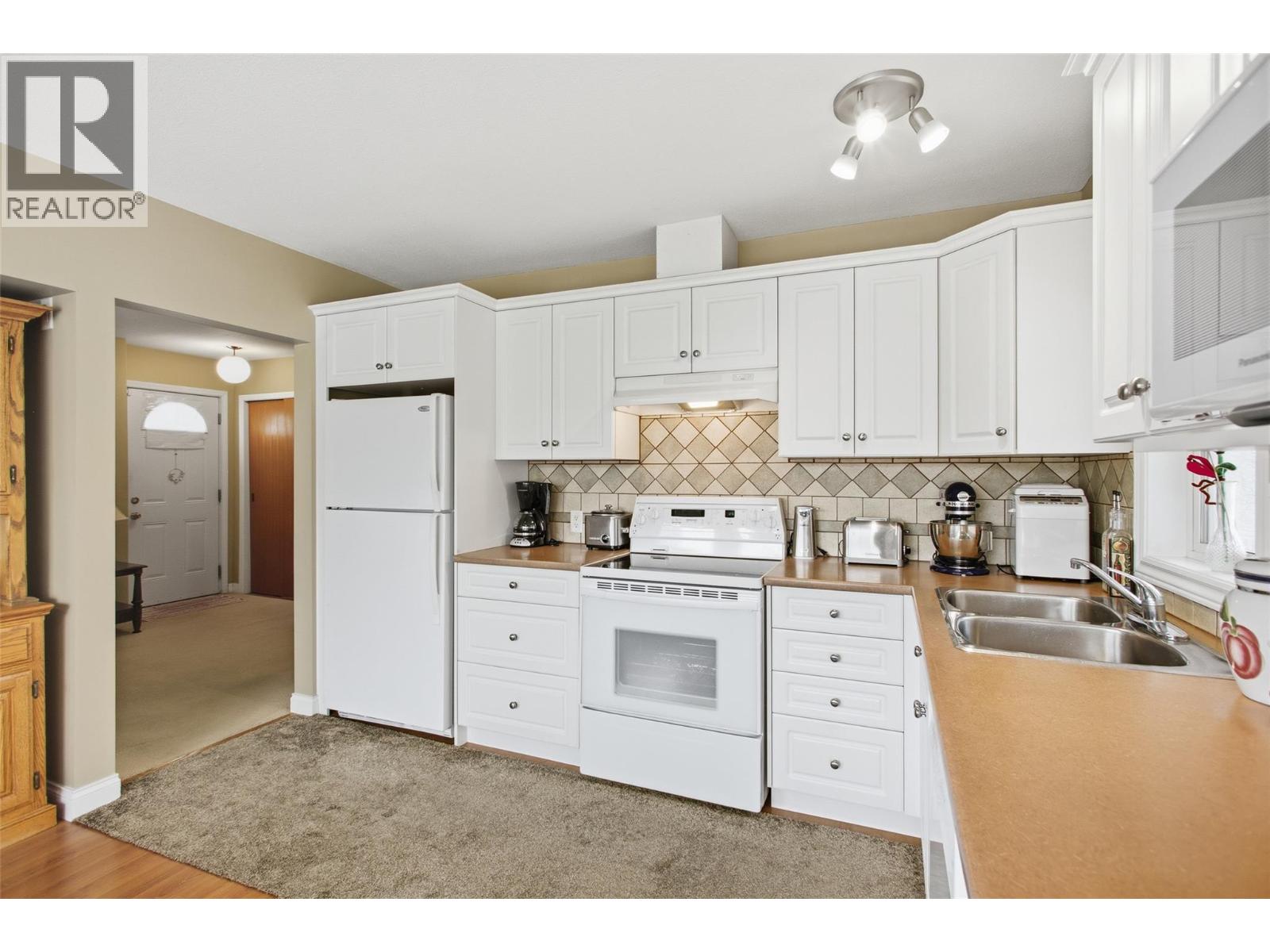 1339 Richter Street, Kelowna, British Columbia  V1Y 2L5 - Photo 13 - 10397749