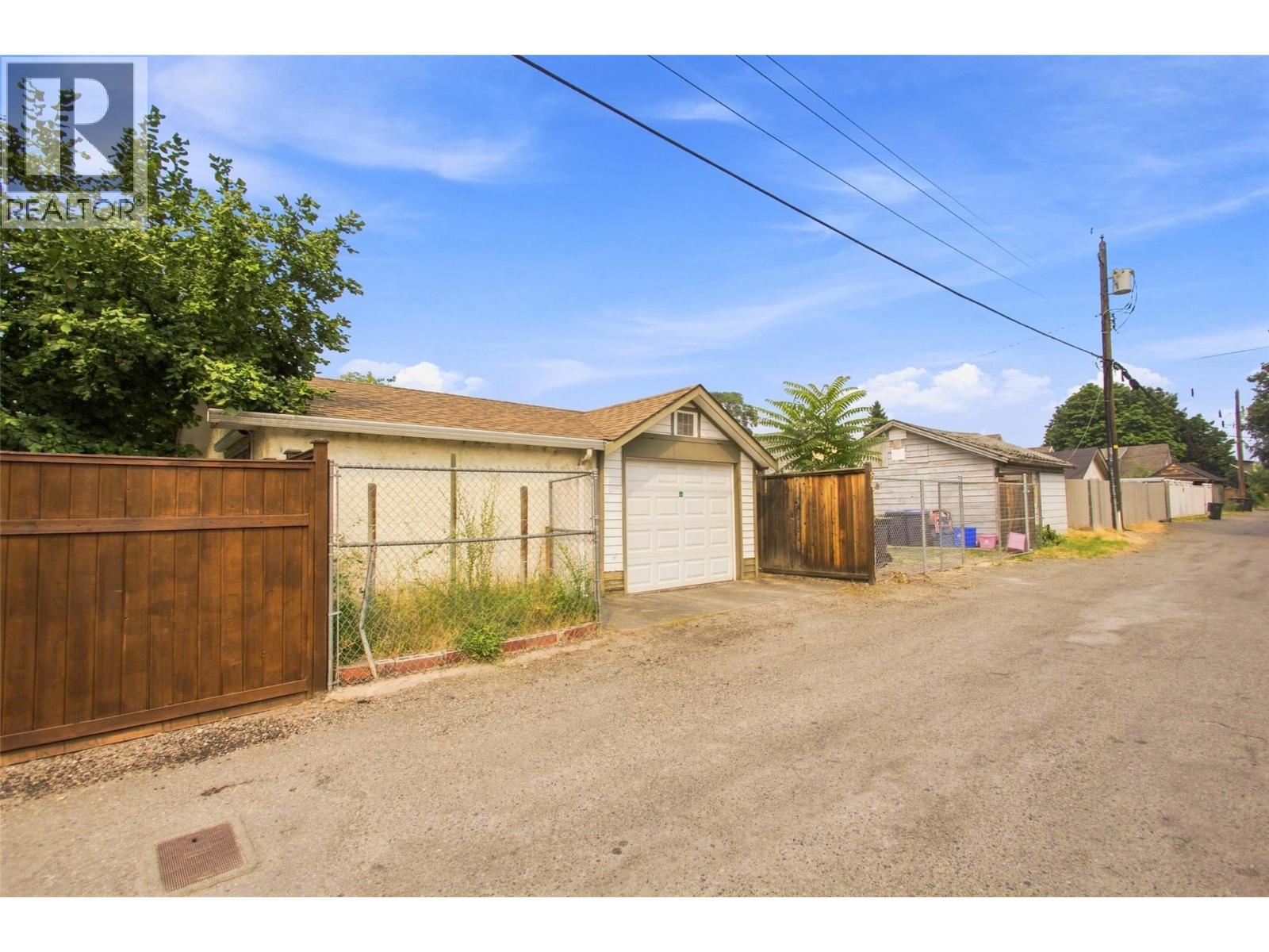 1339 Richter Street, Kelowna, British Columbia  V1Y 2L5 - Photo 29 - 10397749