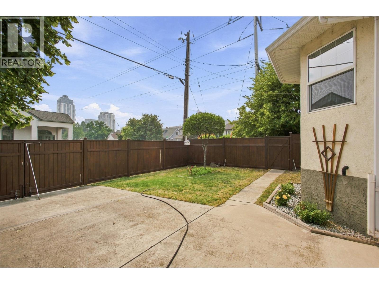 1339 Richter Street, Kelowna, British Columbia  V1Y 2L5 - Photo 31 - 10397749