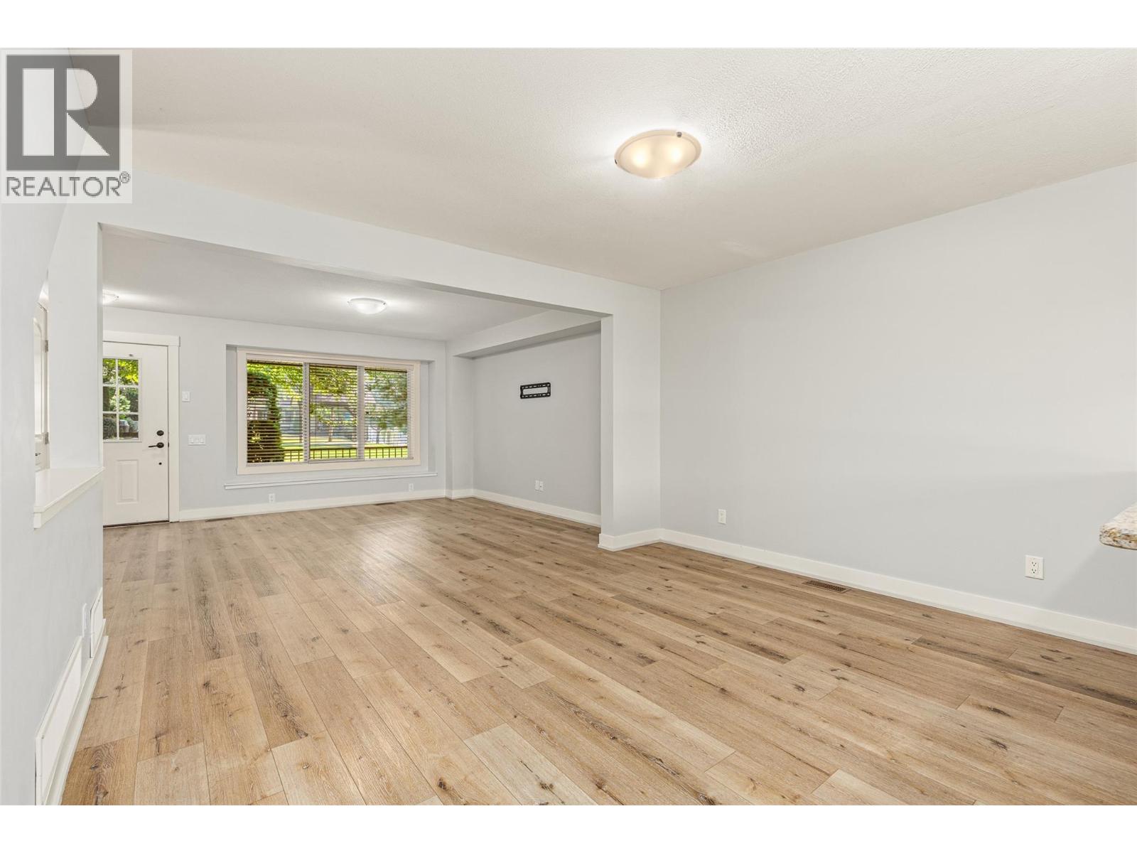 1651 Lynrick Road Unit# 105, Kelowna, British Columbia  V1P 1E8 - Photo 17 - 10396566