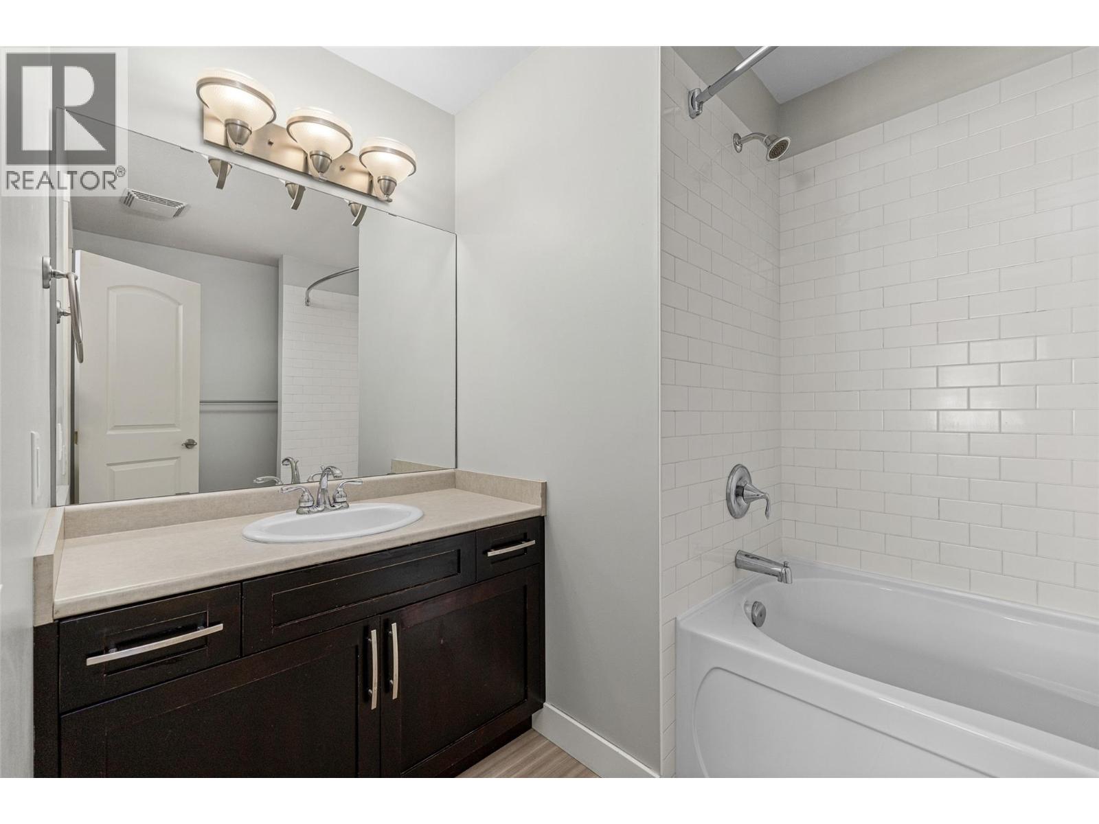 1651 Lynrick Road Unit# 105, Kelowna, British Columbia  V1P 1E8 - Photo 27 - 10396566