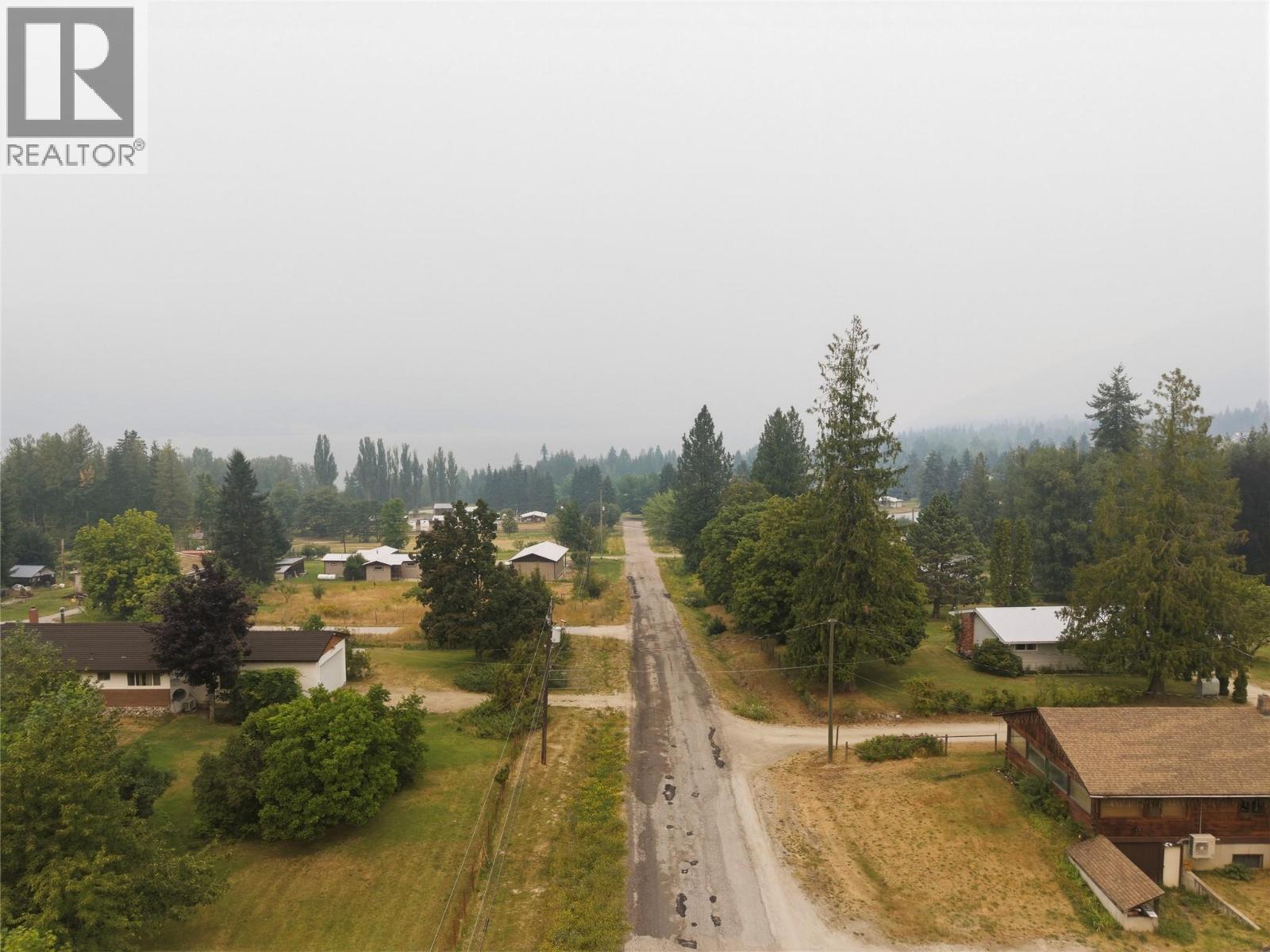 518 Willow Street, Fauquier, British Columbia  V0G 1K0 - Photo 68 - 10397571