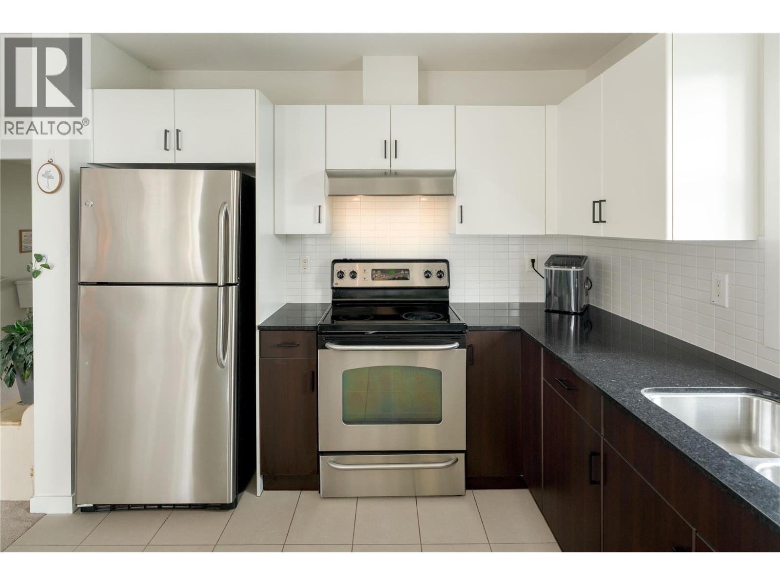 551 Yates Road Unit# 405, Kelowna, British Columbia  V1V 2V1 - Photo 4 - 10397073
