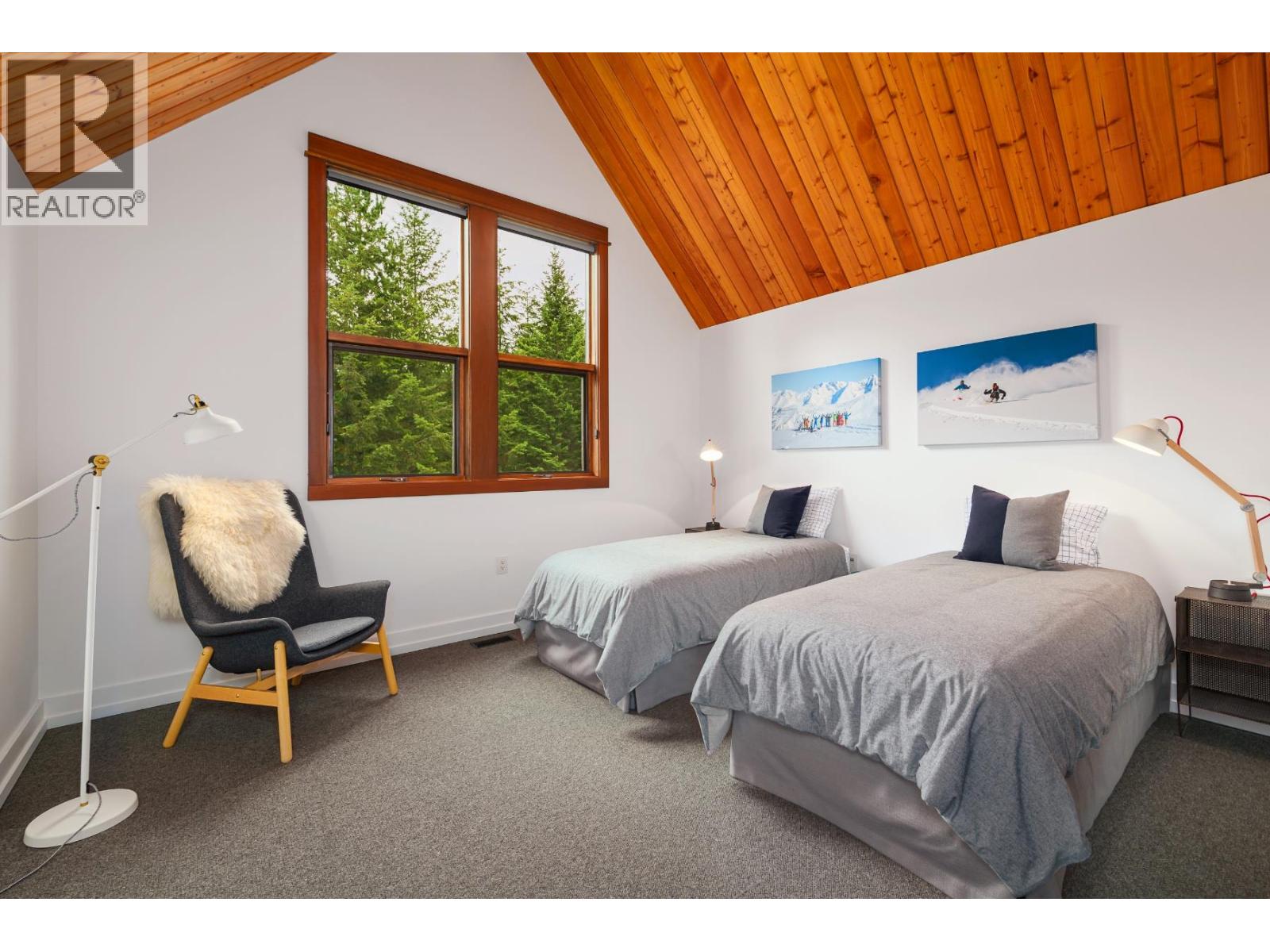 4785 Airport Way, Revelstoke, British Columbia  V0E 2S3 - Photo 35 - 10396289