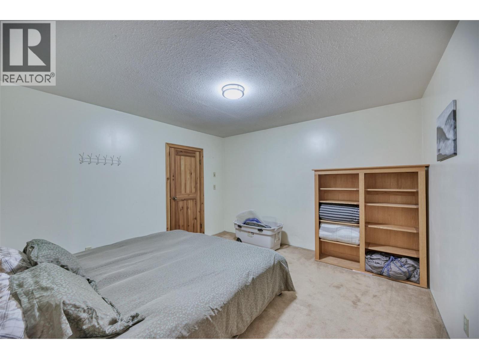 906 Harrwood Drive, Blue River, British Columbia  V0E 1J0 - Photo 15 - 10396278