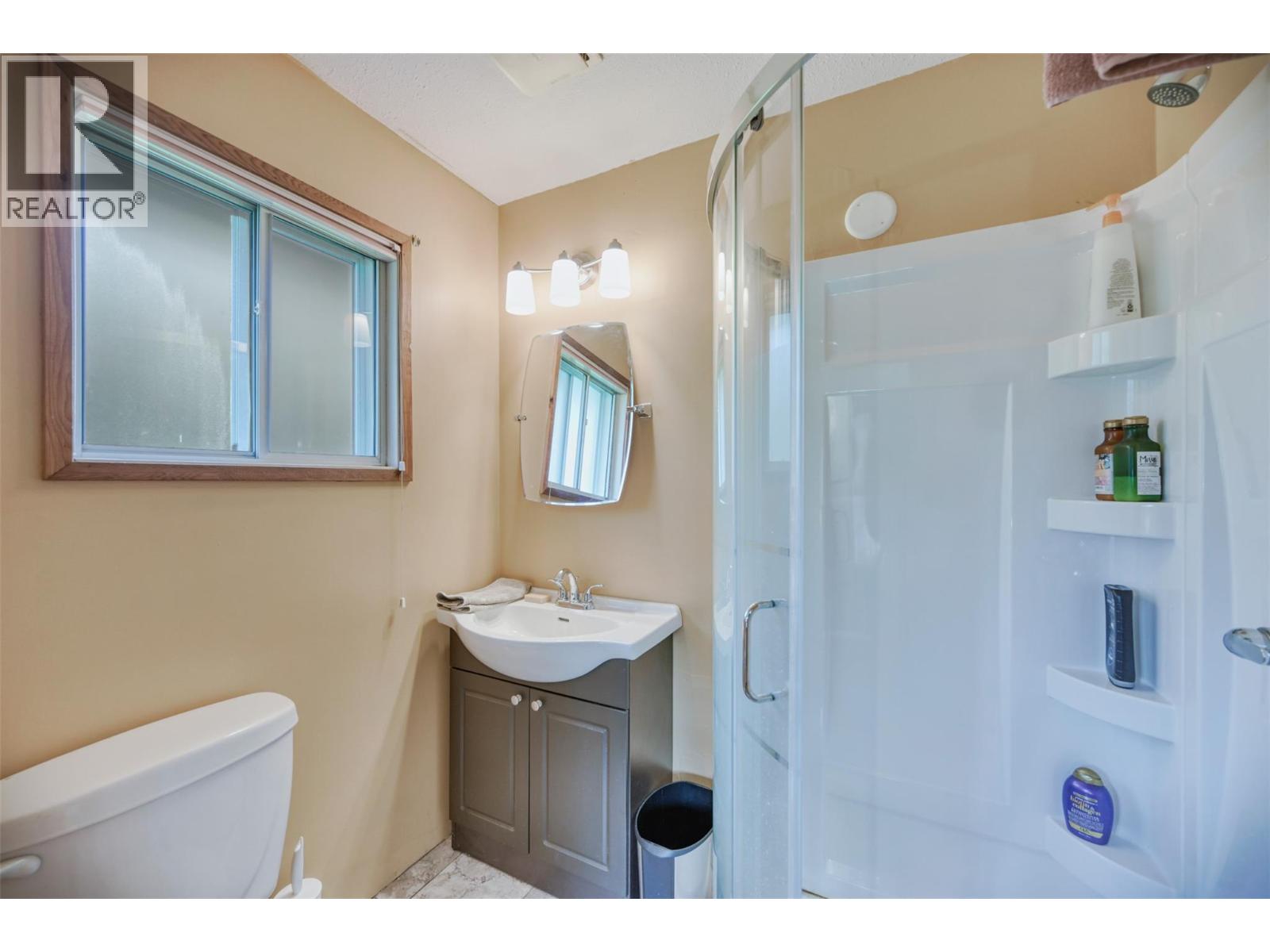 906 Harrwood Drive, Blue River, British Columbia  V0E 1J0 - Photo 25 - 10396278