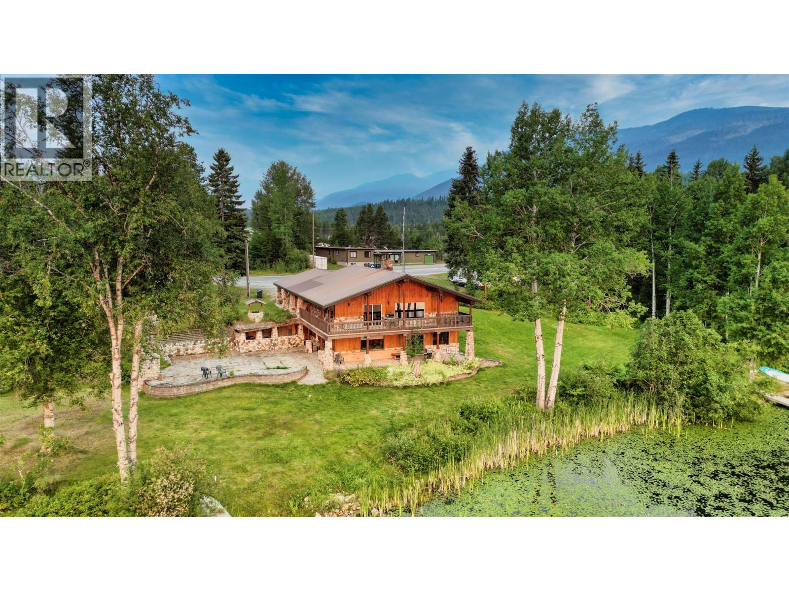906 Harrwood Drive, Blue River, British Columbia  V0E 1J0 - Photo 9 - 10396278