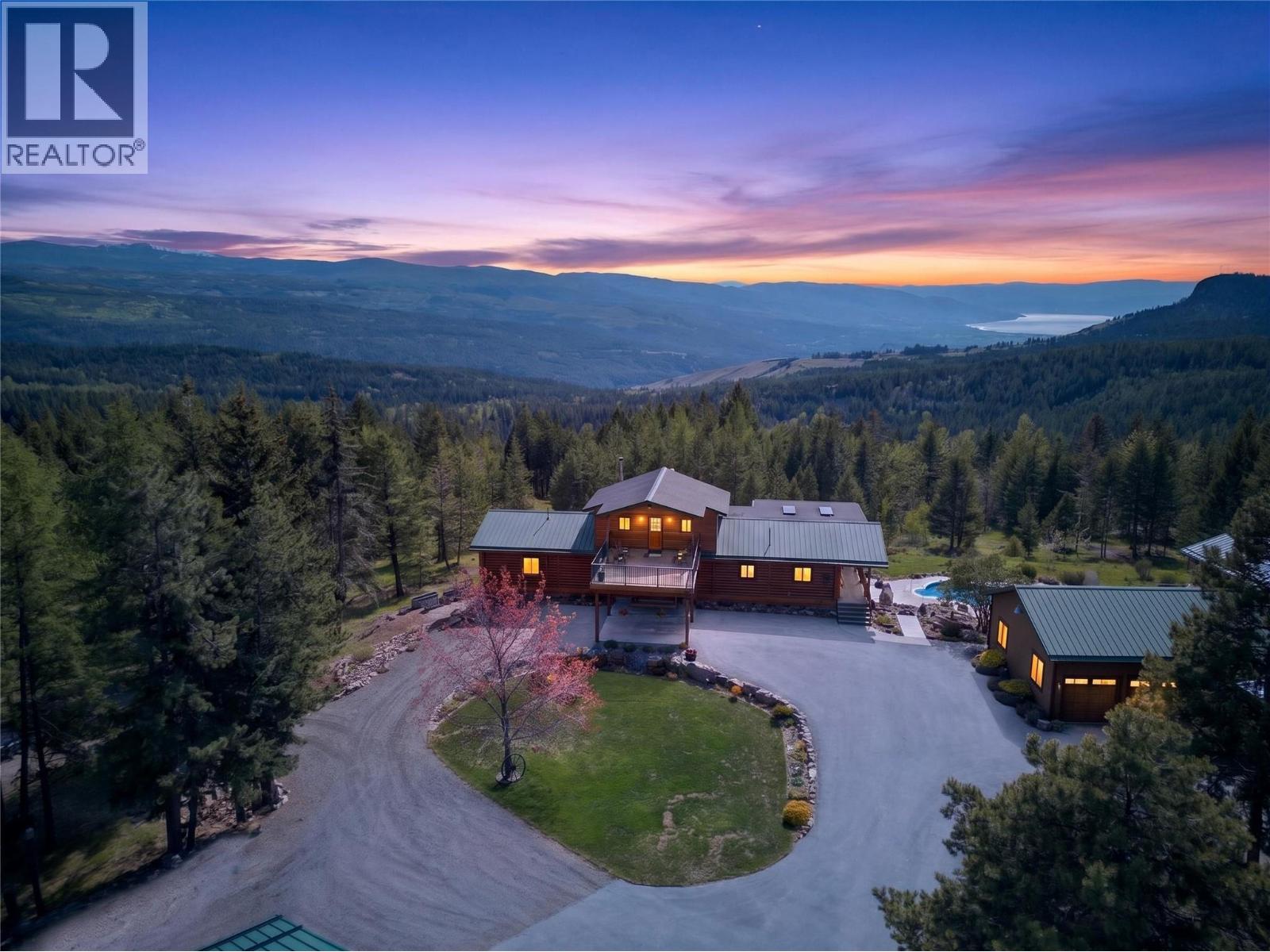 7319 Trapper Court, Kelowna, British Columbia  V1P 1H7 - Photo 1 - 10397539