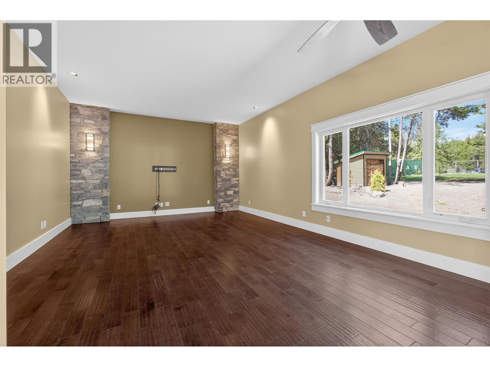 7319 Trapper Court, Kelowna, British Columbia  V1P 1H7 - Photo 75 - 10397539