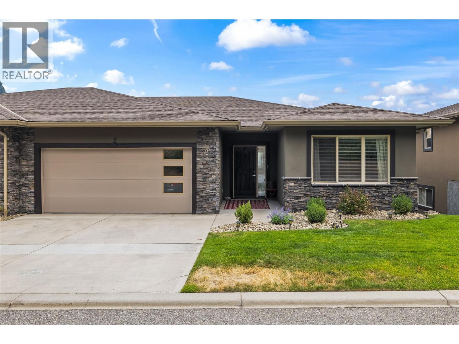 2421 Glacier Court Unit# 2, Kelowna, British Columbia  V1V 3A6 - Photo 1 - 10391052