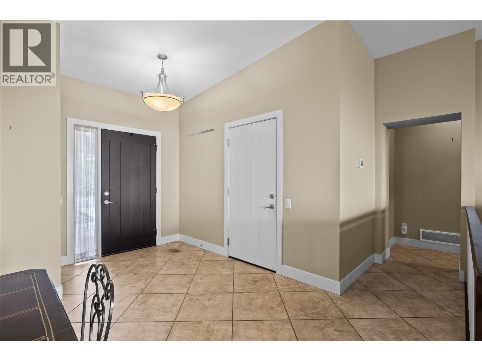 2421 Glacier Court Unit# 2, Kelowna, British Columbia  V1V 3A6 - Photo 16 - 10391052