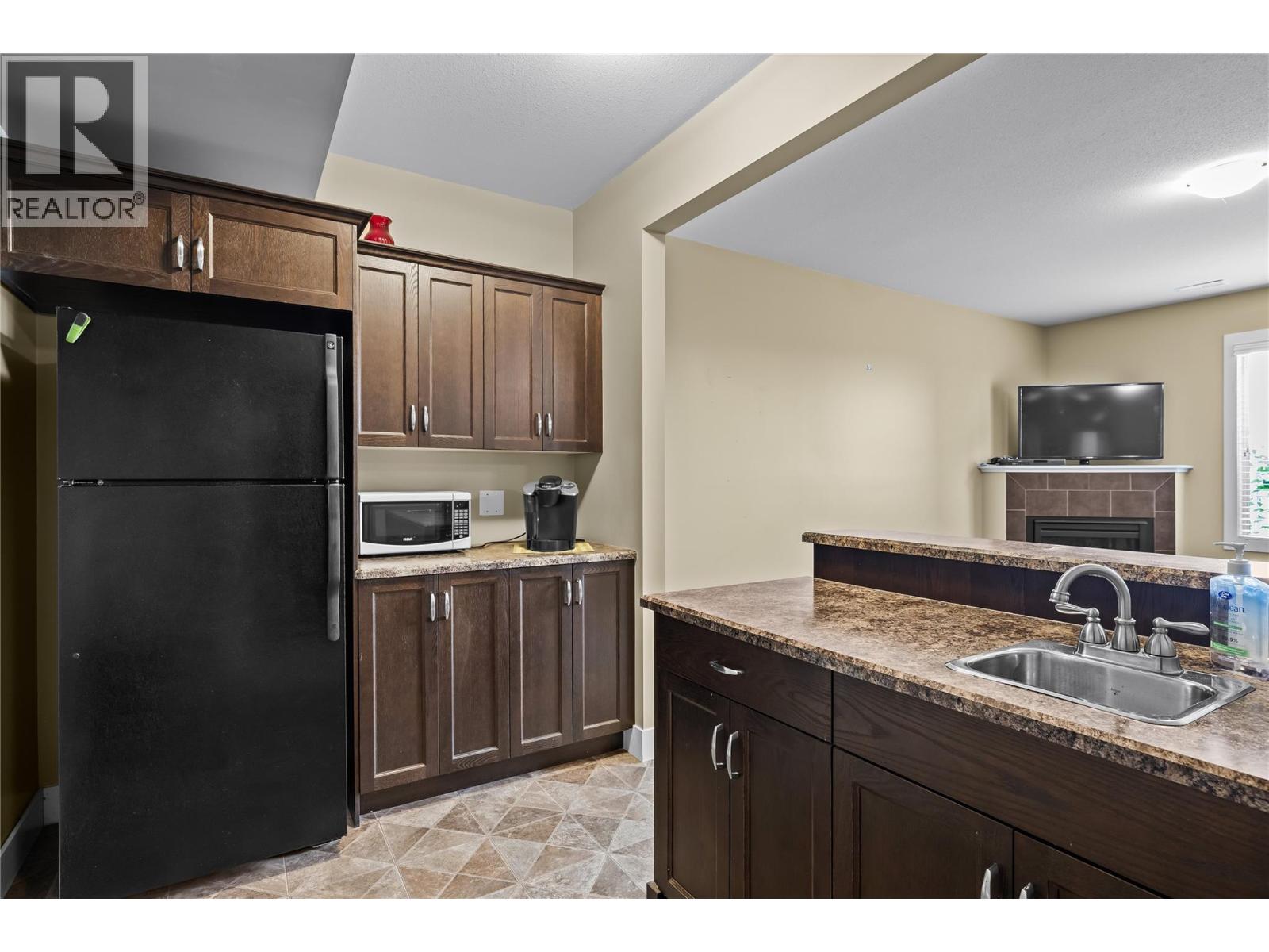 2421 Glacier Court Unit# 2, Kelowna, British Columbia  V1V 3A6 - Photo 34 - 10391052