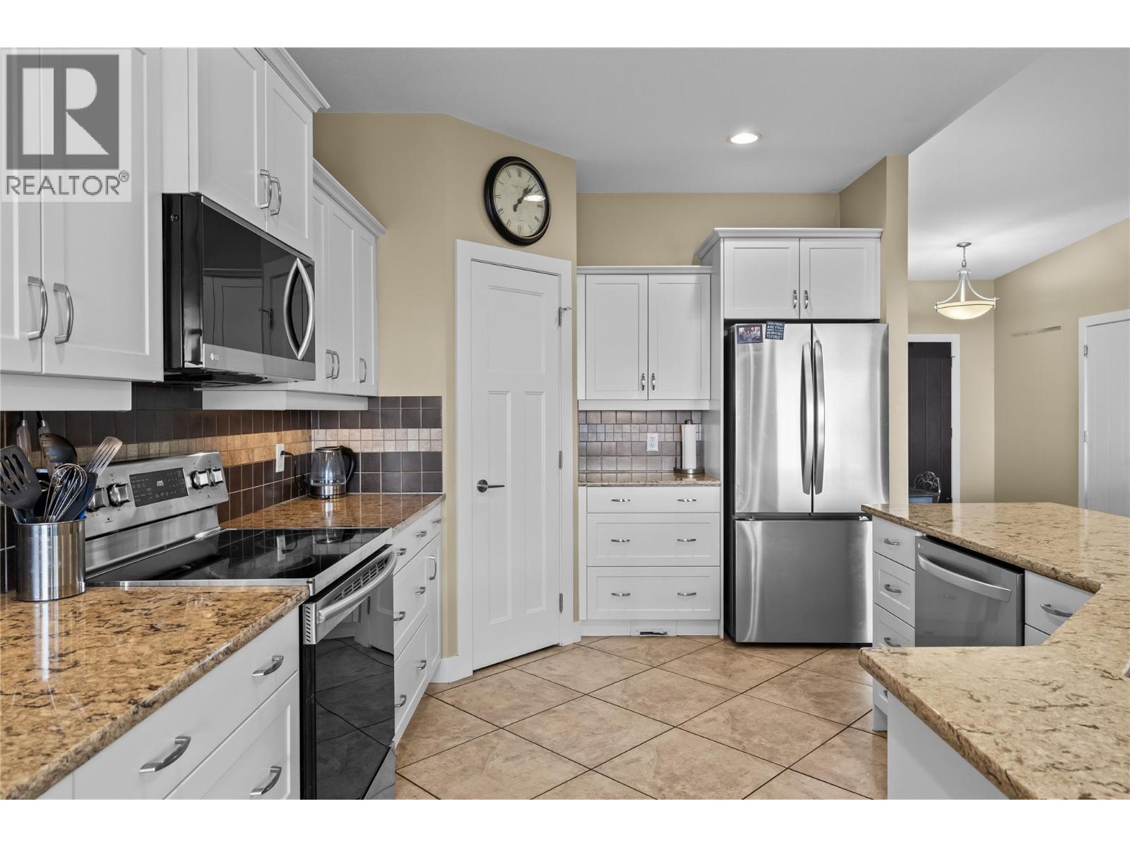 2421 Glacier Court Unit# 2, Kelowna, British Columbia  V1V 3A6 - Photo 8 - 10391052