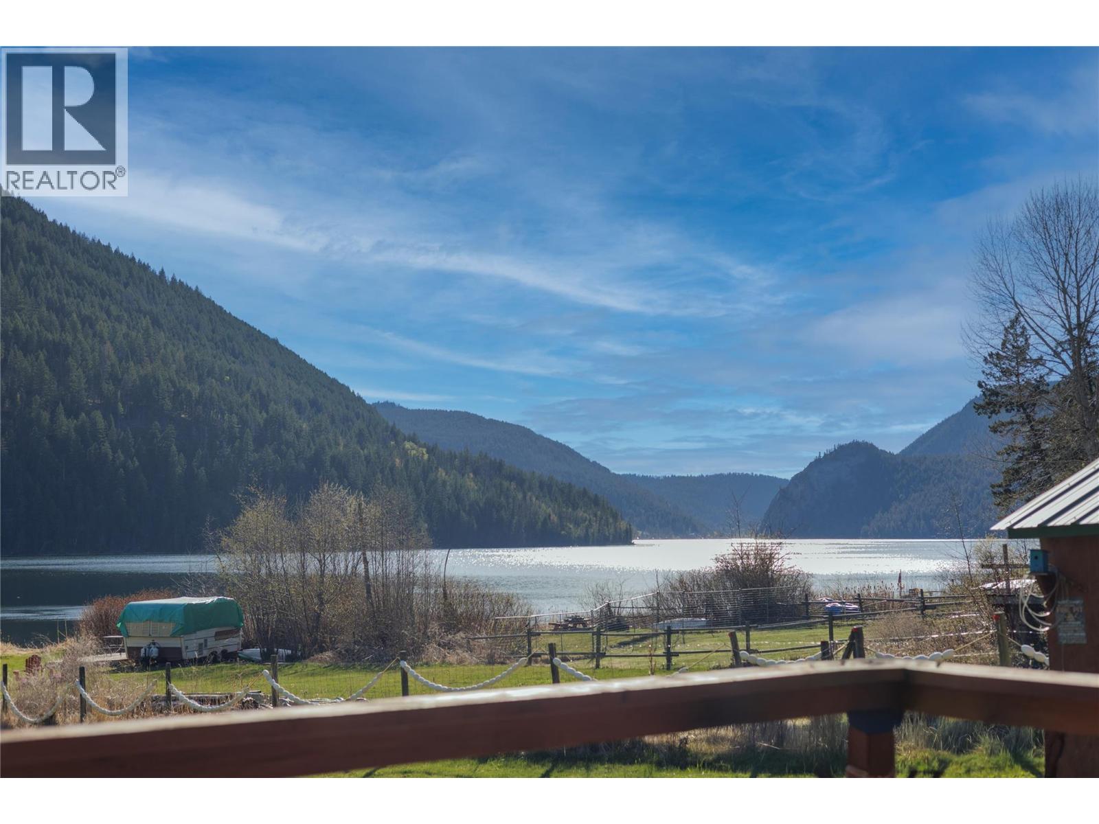 2572 Stoney Drive, Kamloops, British Columbia  V2H 1P1 - Photo 3 - 10397858
