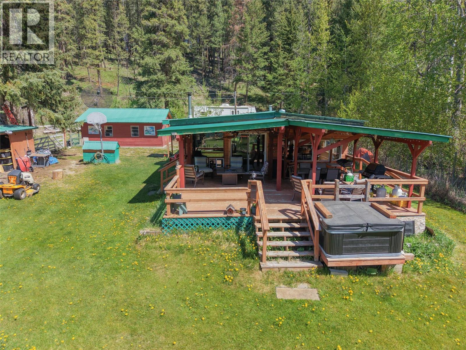 2572 Stoney Drive, Kamloops, British Columbia  V2H 1P1 - Photo 4 - 10397858