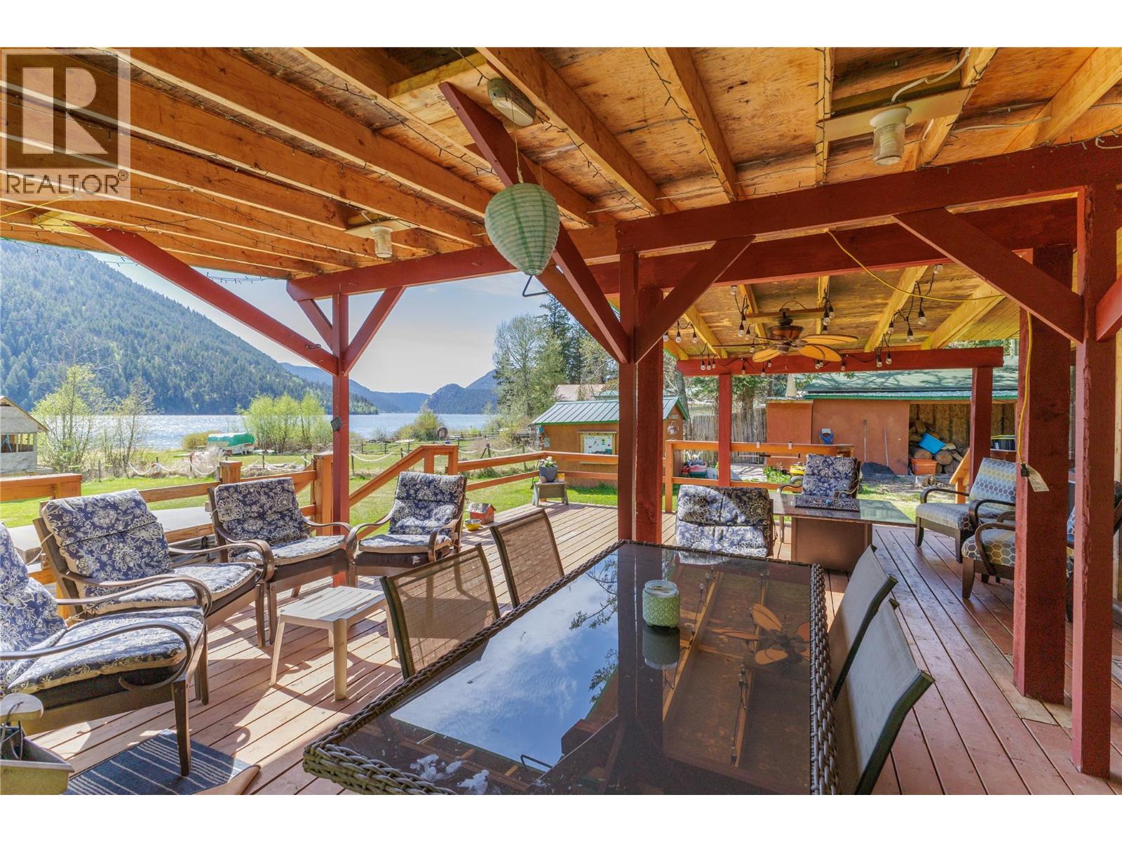 2572 Stoney Drive, Kamloops, British Columbia  V2H 1P1 - Photo 40 - 10397858