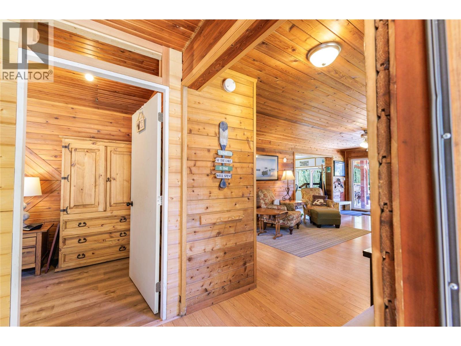 2572 Stoney Drive, Kamloops, British Columbia  V2H 1P1 - Photo 6 - 10397858