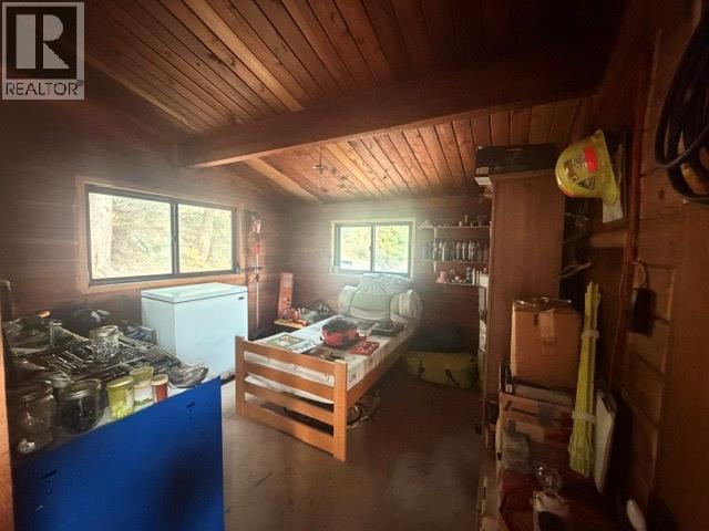 2409 Vickers Trail, Anglemont, British Columbia  V0E 1M8 - Photo 18 - 10397895