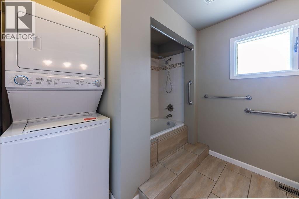 760 Arbutus Street, Kamloops, British Columbia  V2C 5W5 - Photo 33 - 10397596
