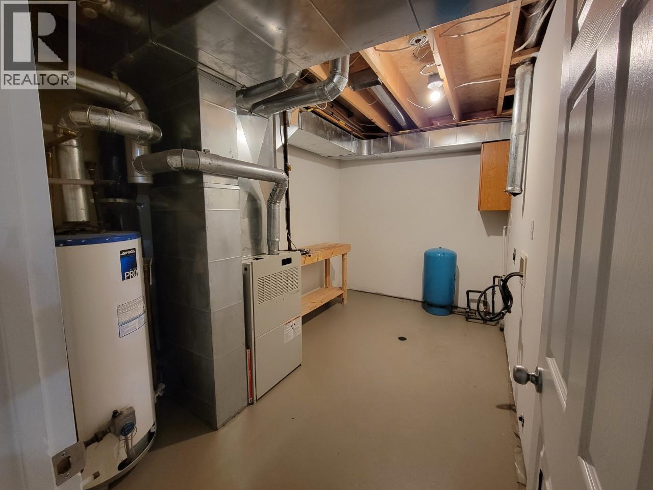 6708 Currier Road, Chetwynd, British Columbia  V0C 1J0 - Photo 31 - 10397857