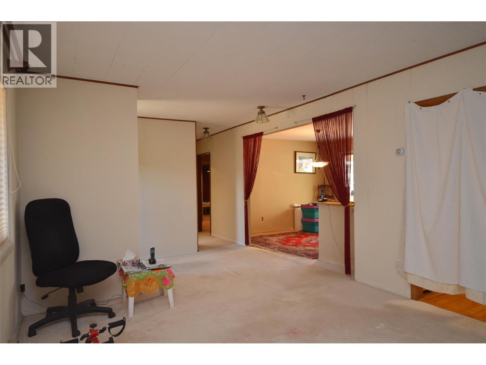 7609 Cunliffe Road, Coldstream, British Columbia  V1B 1T4 - Photo 34 - 10397577