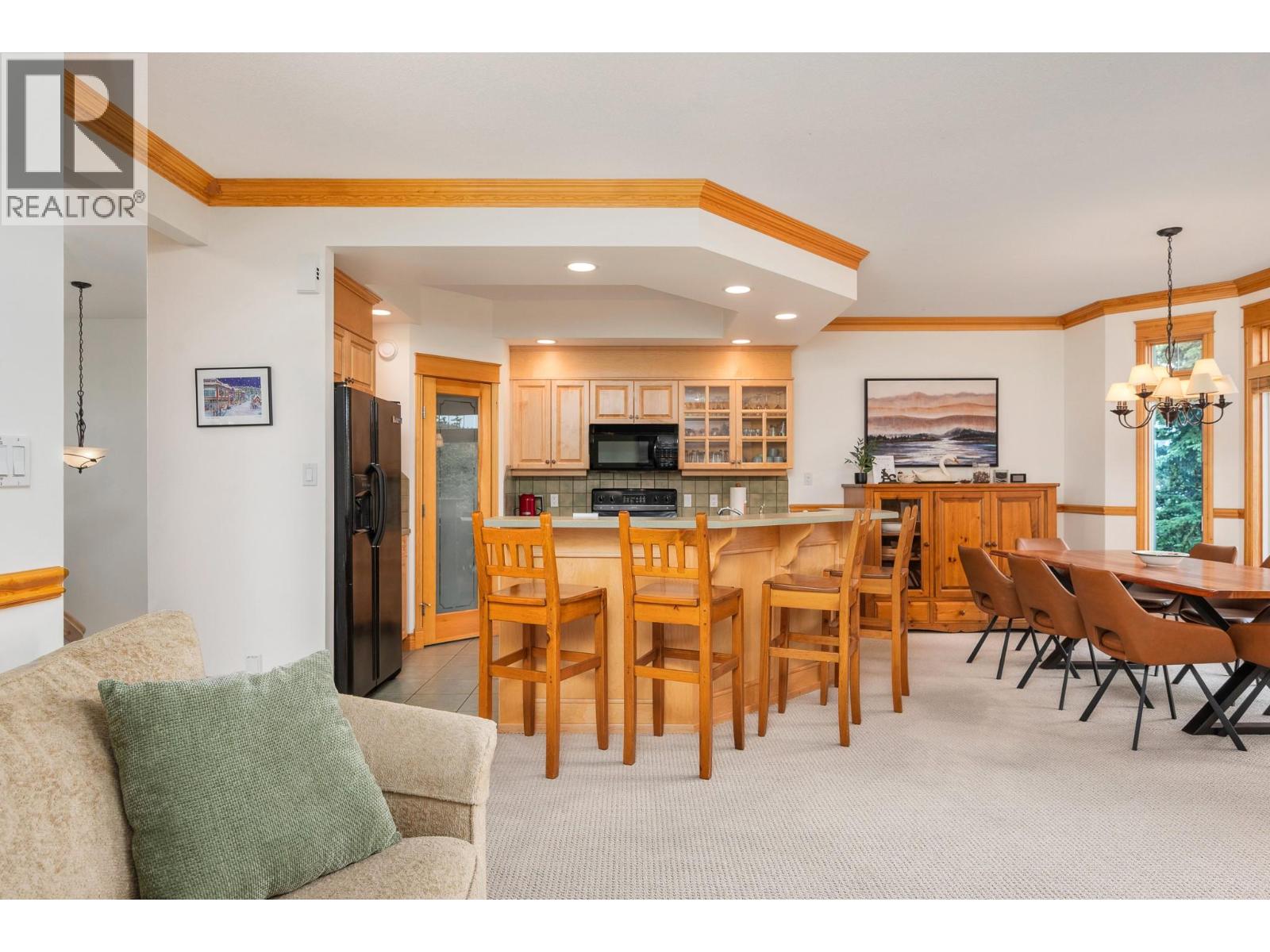 635 Monashee Road Unit# 7, Silver Star, British Columbia  V1B 3M1 - Photo 4 - 10397490
