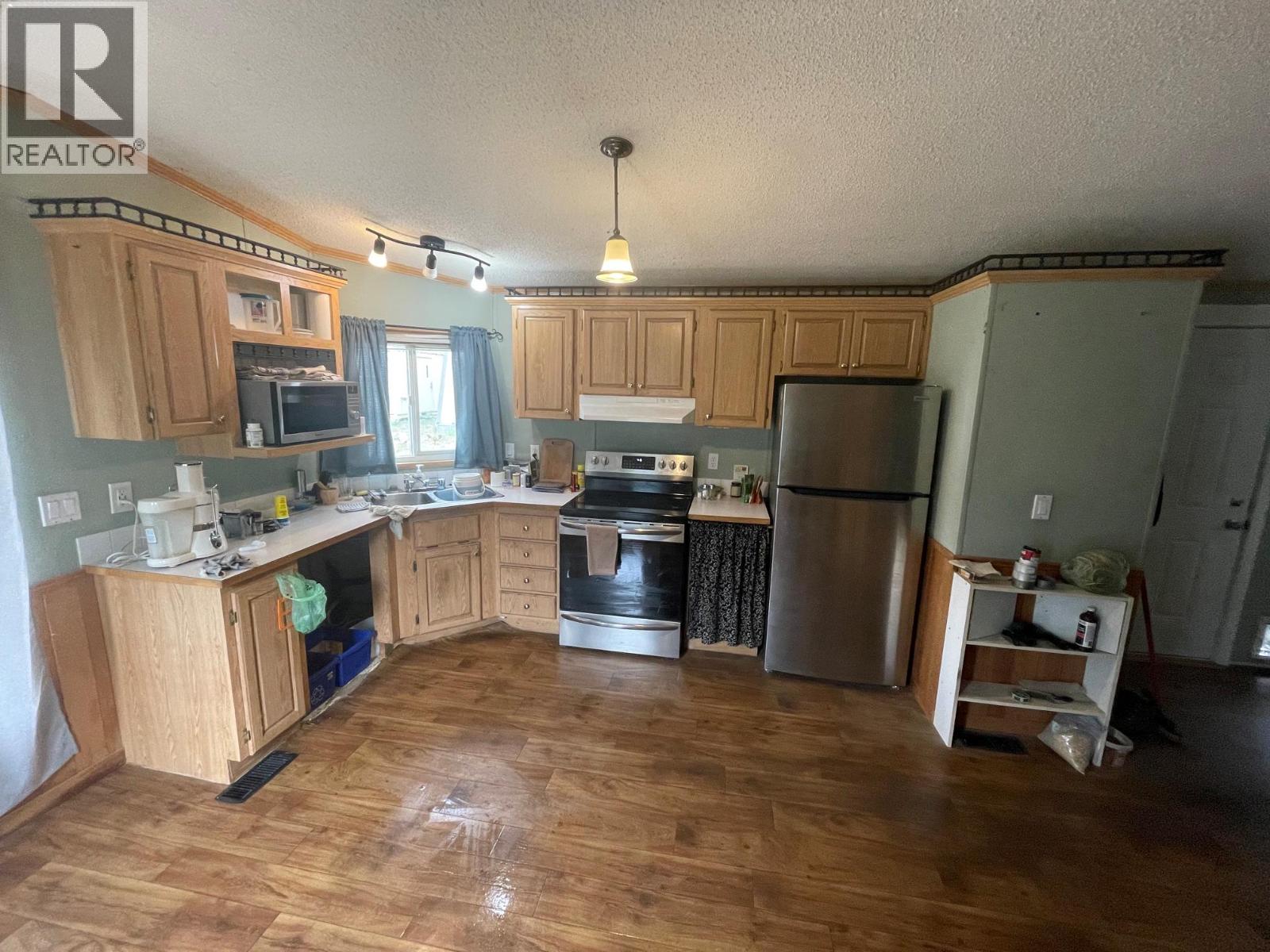 765 3 Highway, Grand Forks, British Columbia  V0H 1H0 - Photo 13 - 10397830