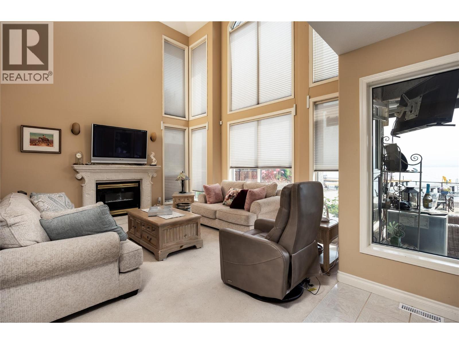 1339 Green Bay Road, West Kelowna, British Columbia  V4T 2B6 - Photo 4 - 10397916