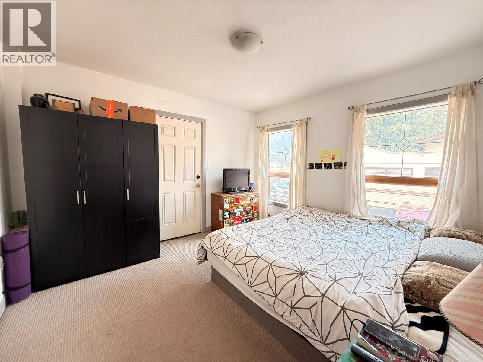 4954 Stevens Avenue, Canal Flats, British Columbia  V0B 1B0 - Photo 12 - 10396650