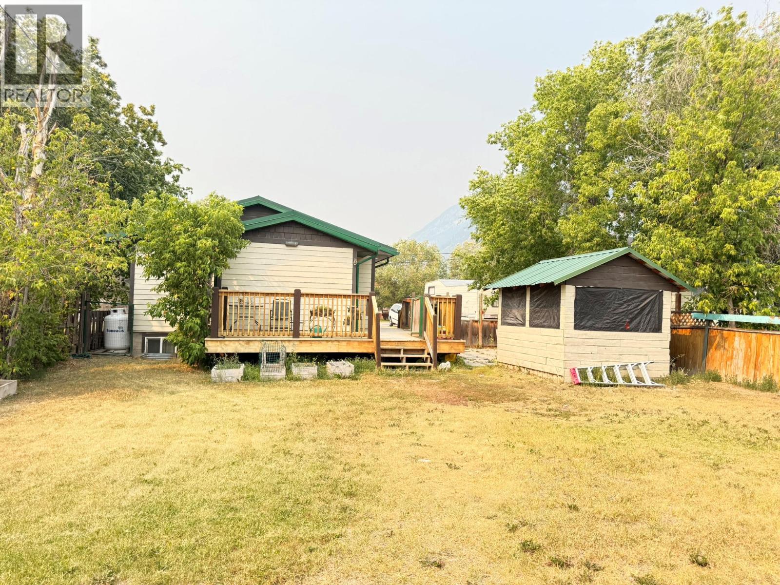 4954 Stevens Avenue, Canal Flats, British Columbia  V0B 1B0 - Photo 24 - 10396650