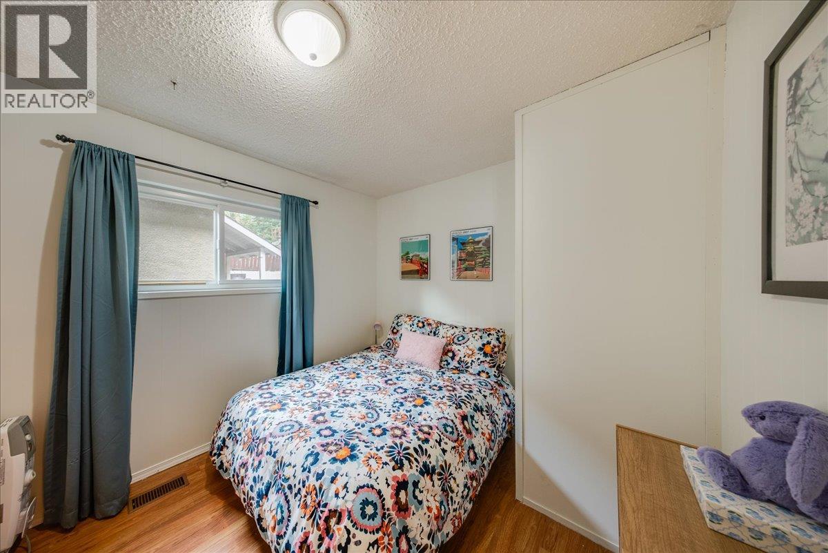 1220 Tamarac Avenue, Trail, British Columbia  V1R 4J1 - Photo 16 - 10397867