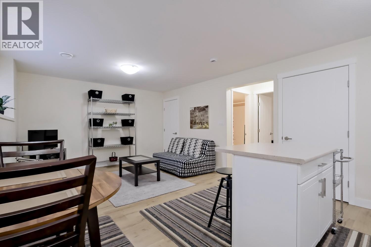 926 Holden Road, Penticton, British Columbia  V2A 9G6 - Photo 41 - 10397952