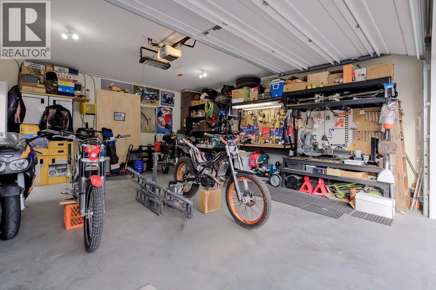 926 Holden Road, Penticton, British Columbia  V2A 9G6 - Photo 51 - 10397952