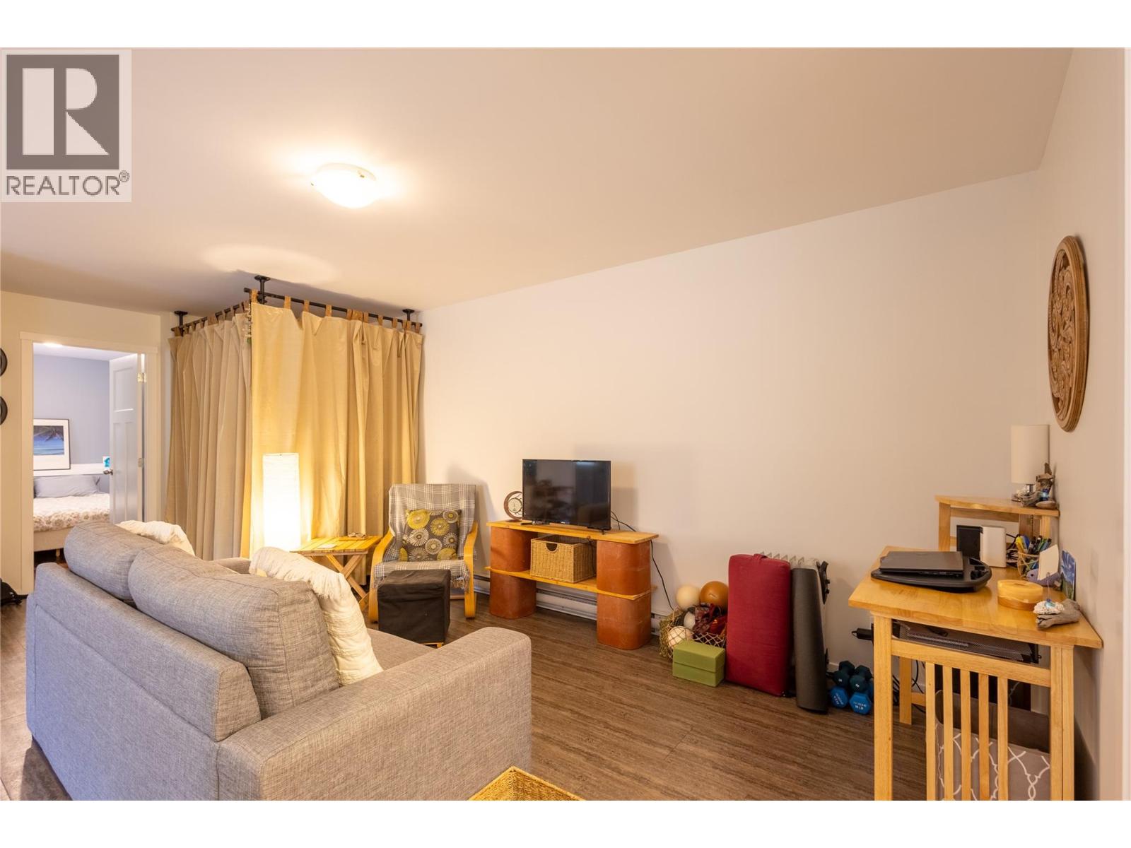 1007 Fourth Street, Nelson, British Columbia  V1L 2T5 - Photo 74 - 10397765