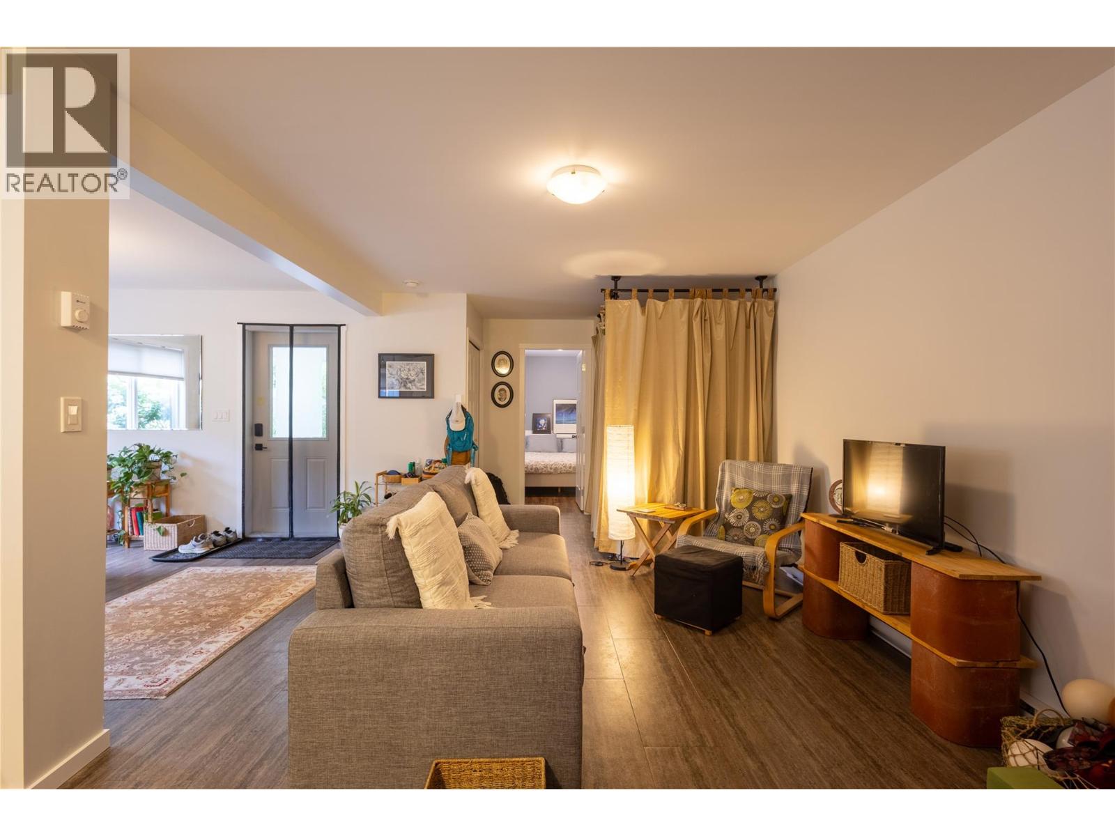 1007 Fourth Street, Nelson, British Columbia  V1L 2T5 - Photo 75 - 10397765
