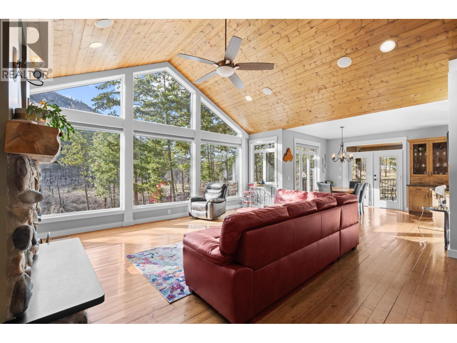 4802 Trepanier Road, Peachland, British Columbia  V0H 1X2 - Photo 14 - 10397922
