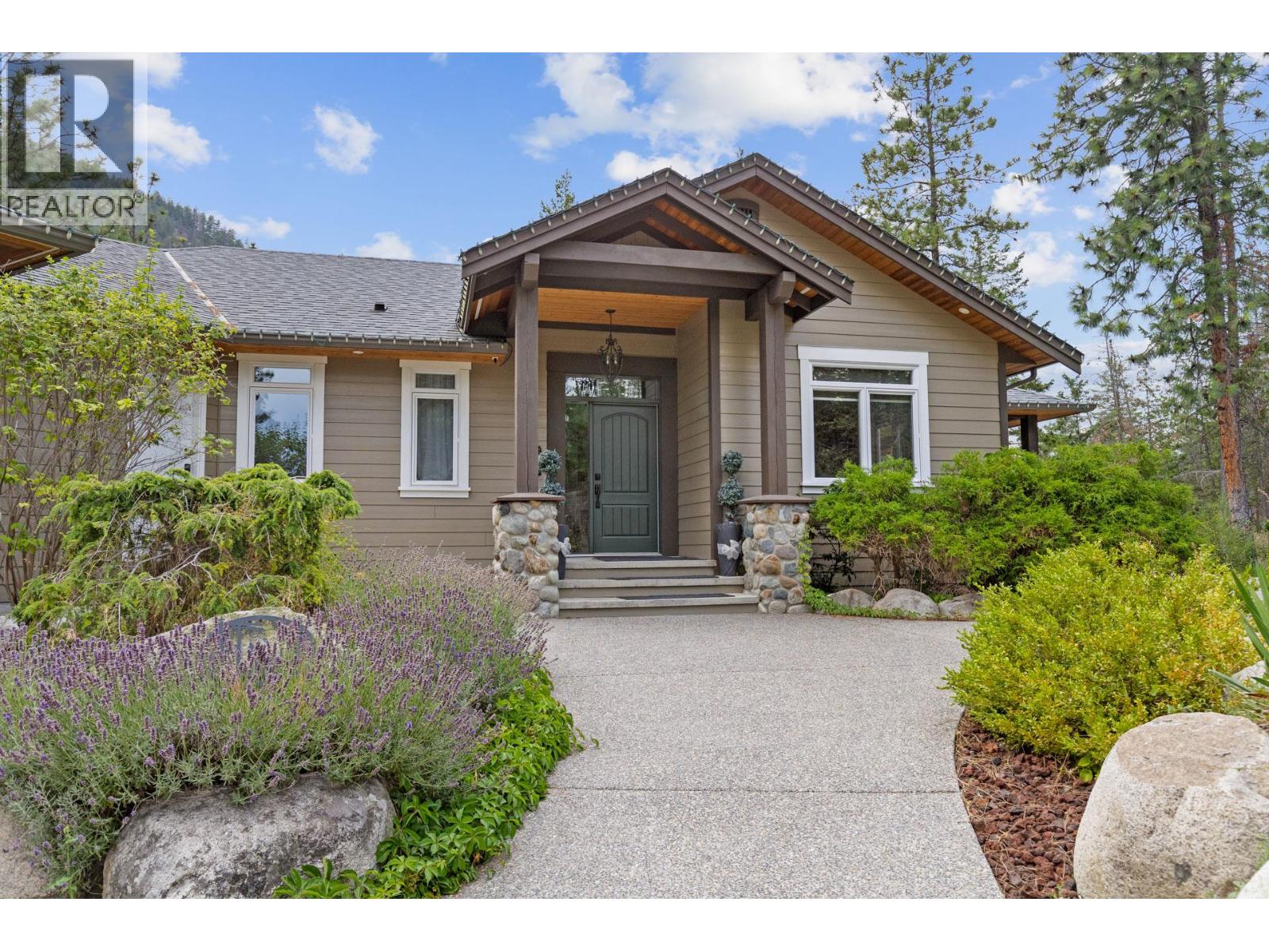 4802 Trepanier Road, Peachland, British Columbia  V0H 1X2 - Photo 2 - 10397922
