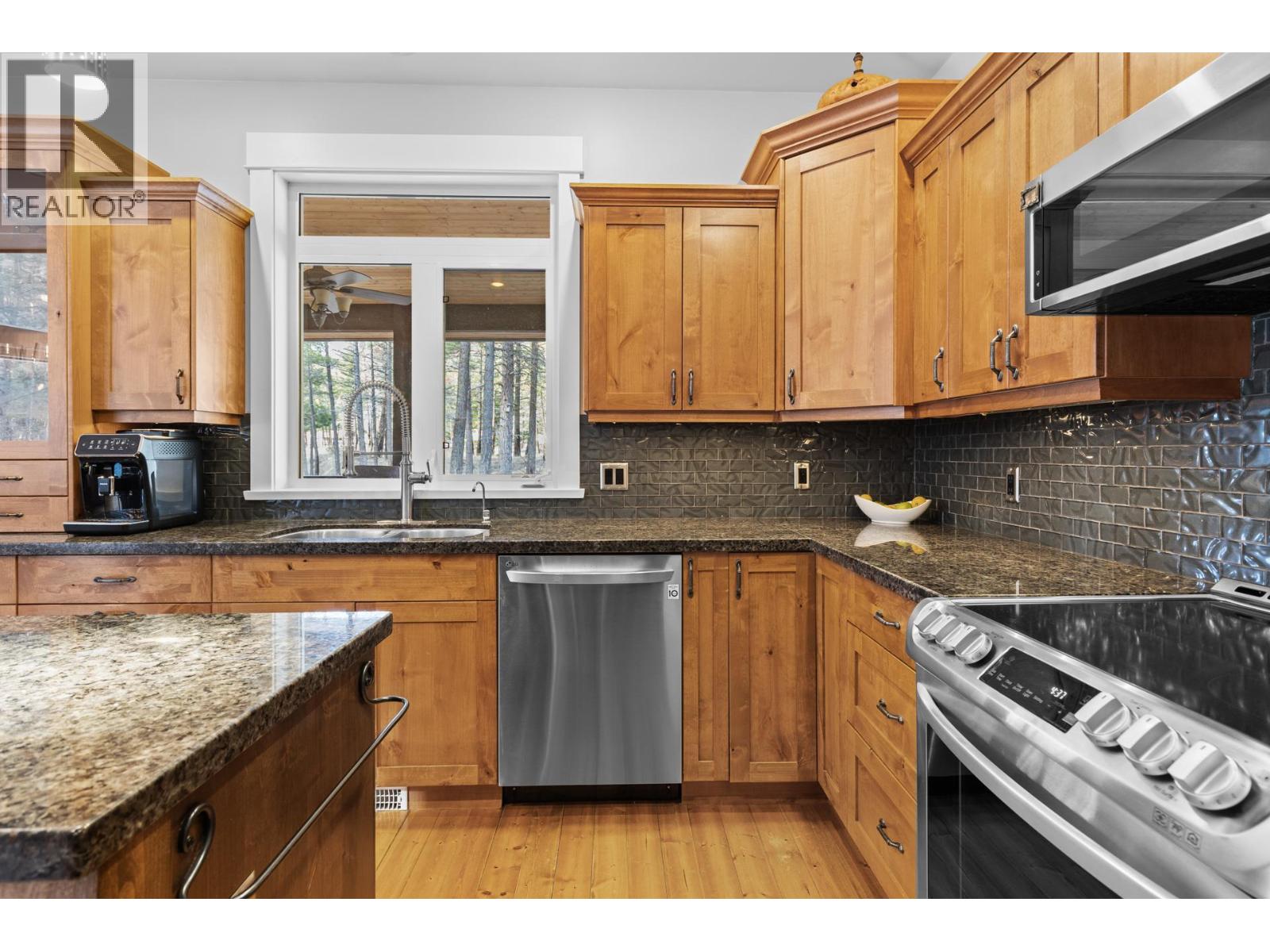 4802 Trepanier Road, Peachland, British Columbia  V0H 1X2 - Photo 22 - 10397922
