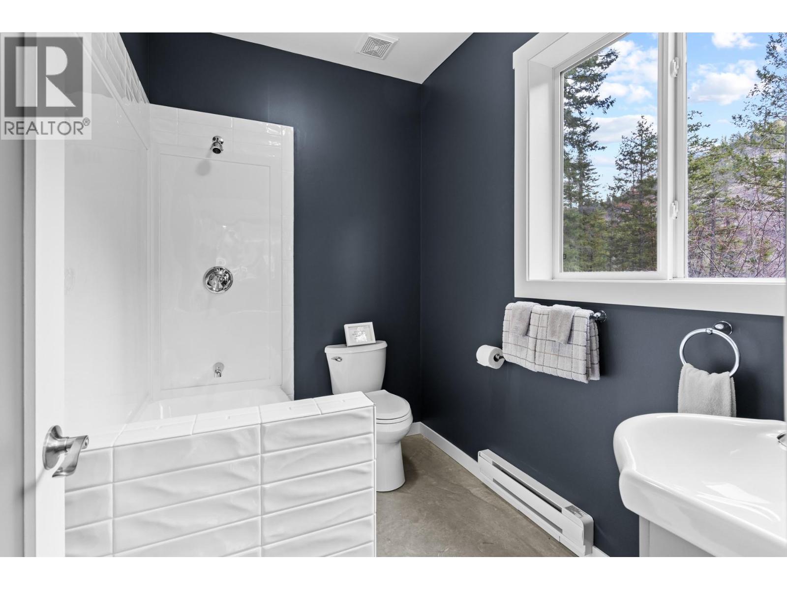 4802 Trepanier Road, Peachland, British Columbia  V0H 1X2 - Photo 65 - 10397922