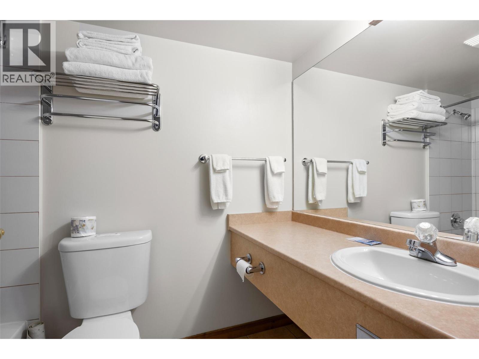 3160 Creekside Way Unit# 307, Sun Peaks, British Columbia  V0E 5N0 - Photo 13 - 10397687