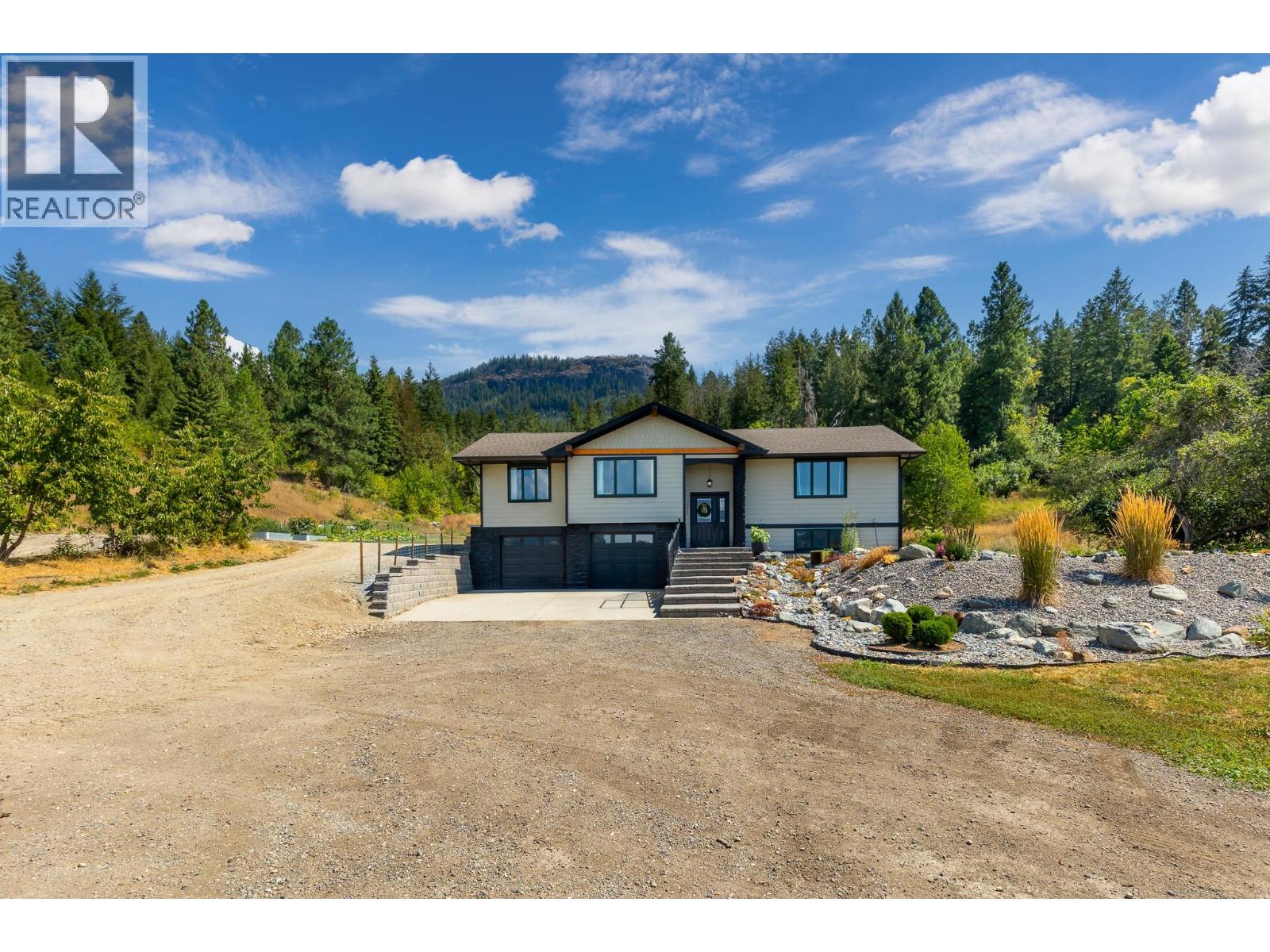 211 Enderby Grindrod Road, Enderby, British Columbia  V0E 1V4 - Photo 12 - 10397939
