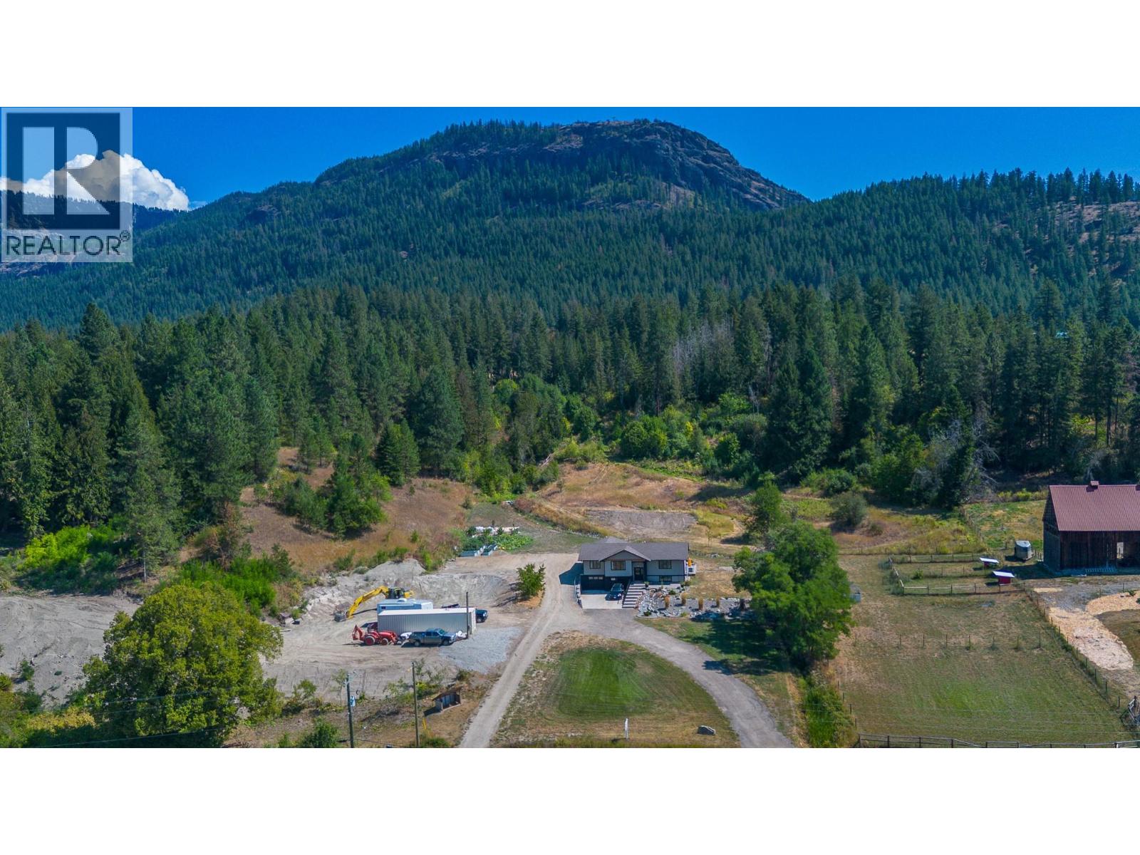 211 Enderby Grindrod Road, Enderby, British Columbia  V0E 1V4 - Photo 3 - 10397939