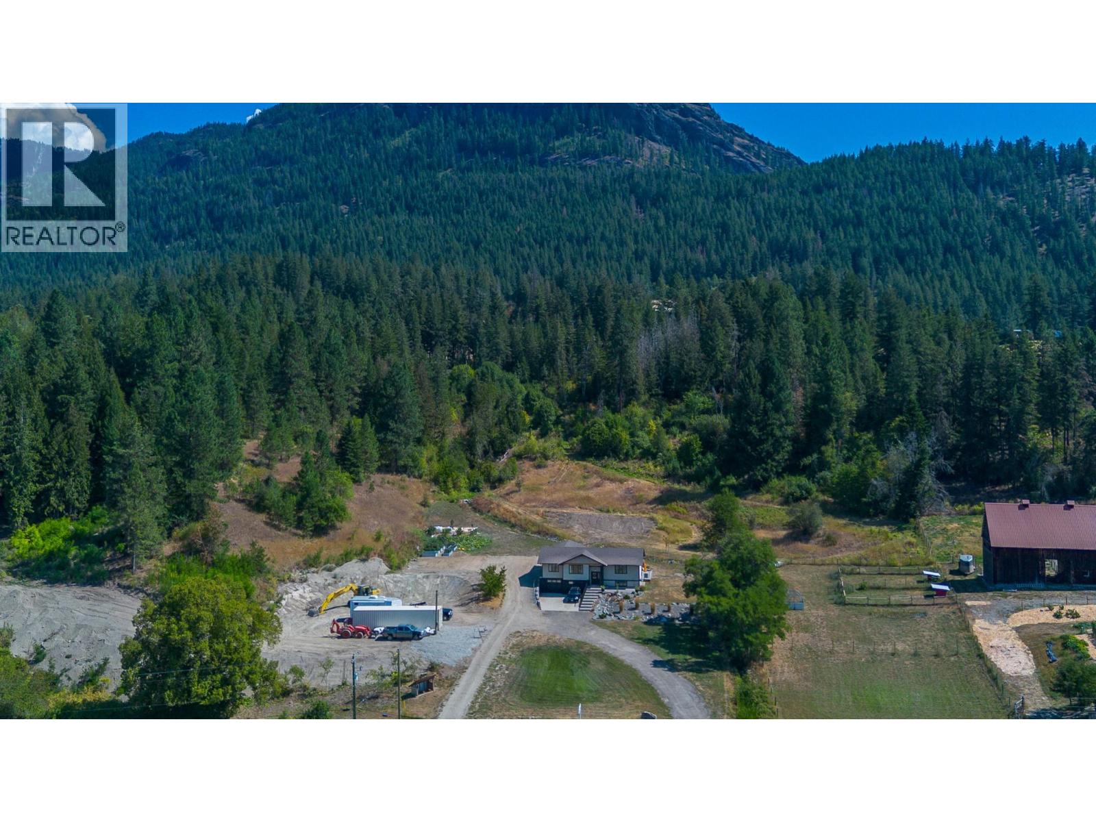 211 Enderby Grindrod Road, Enderby, British Columbia  V0E 1V4 - Photo 4 - 10397939