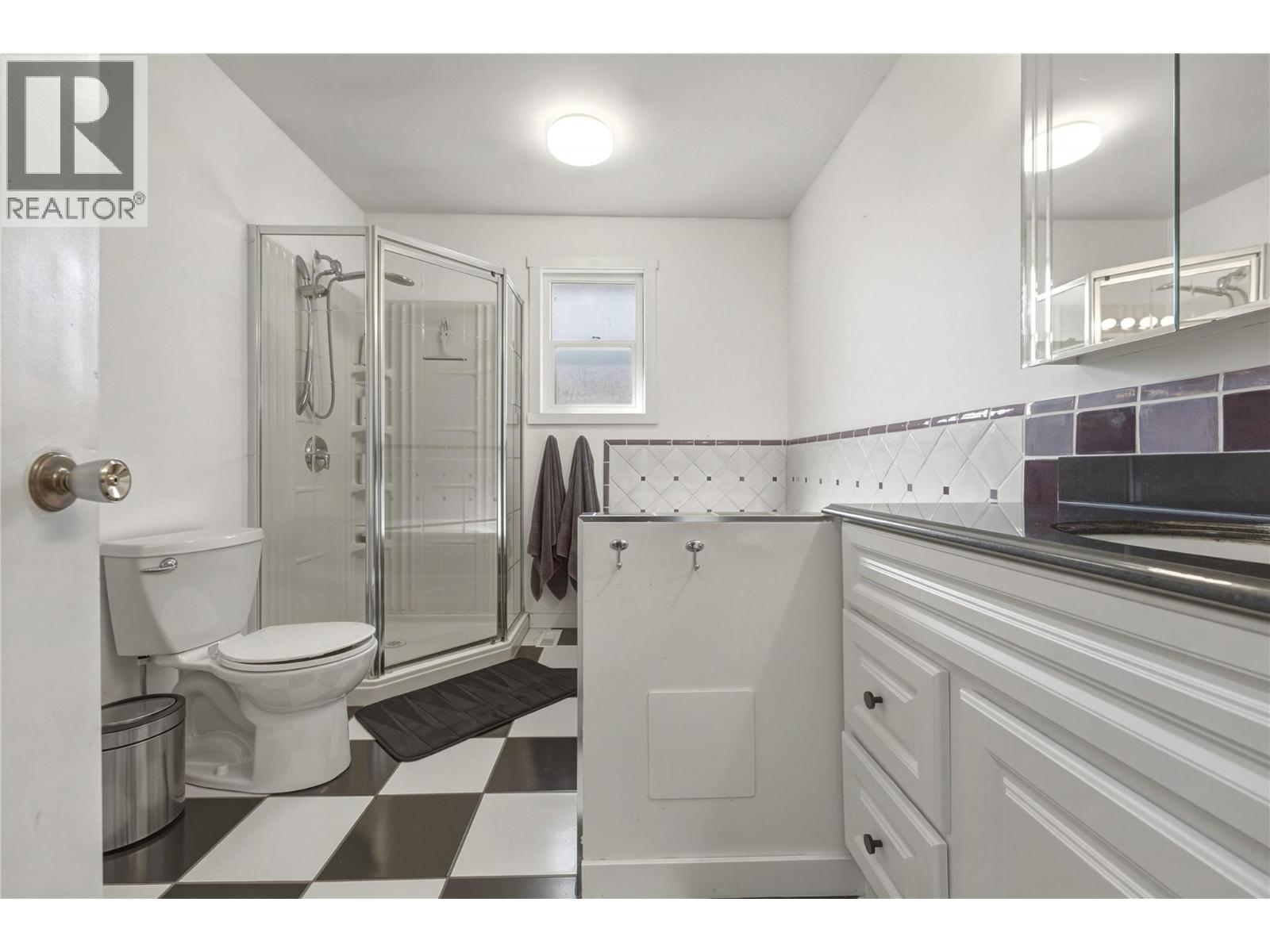 3922 21 Avenue, Vernon, British Columbia  V1T 6R2 - Photo 16 - 10397927