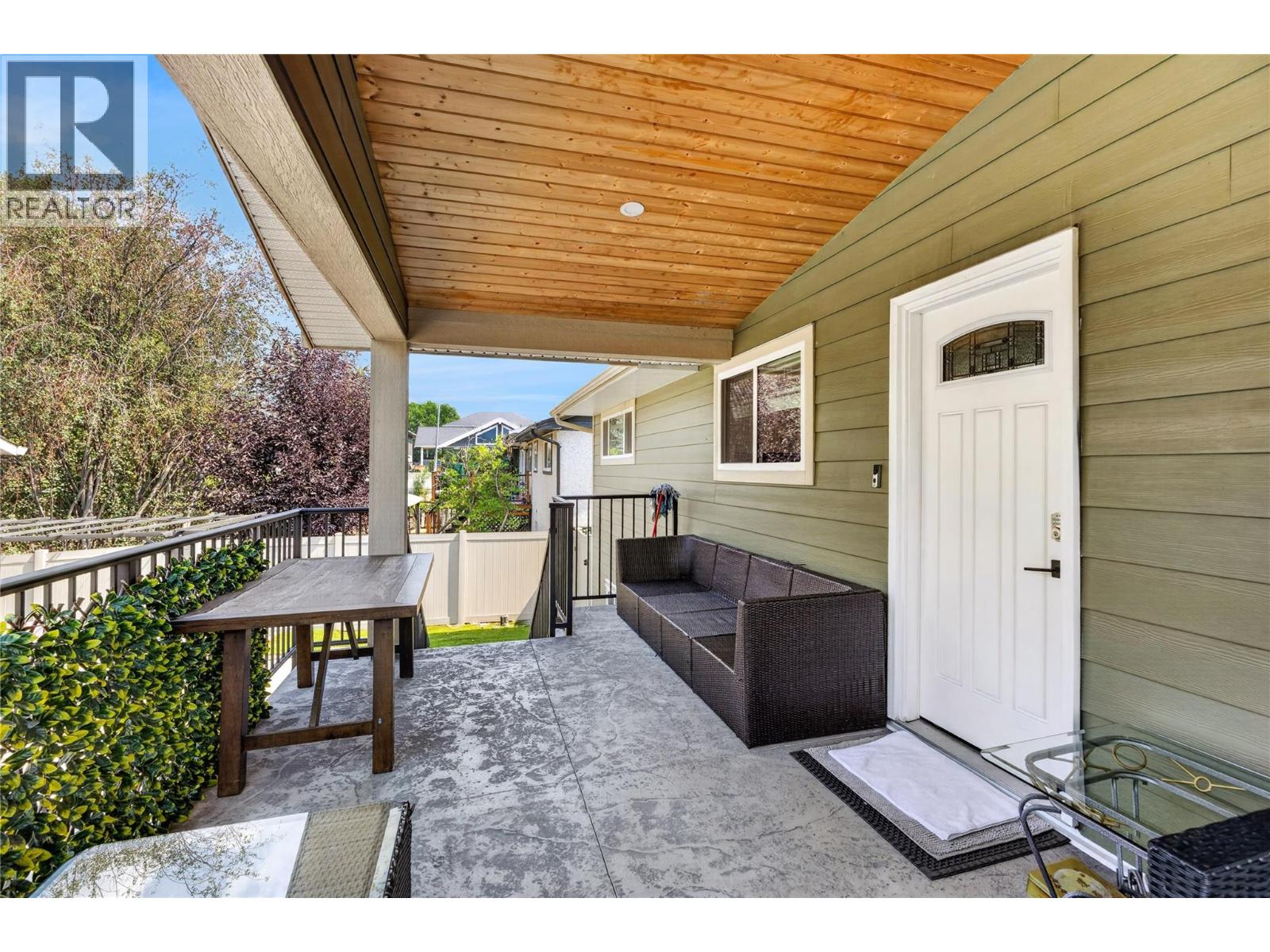 127 Okanagan Avenue W, Penticton, British Columbia  V2A 3L2 - Photo 19 - 10397834