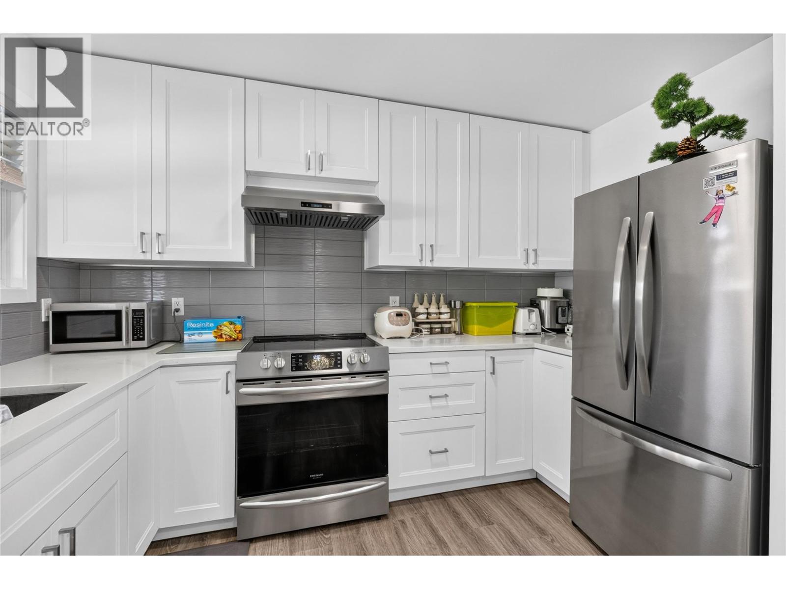 127 Okanagan Avenue W, Penticton, British Columbia  V2A 3L2 - Photo 6 - 10397834