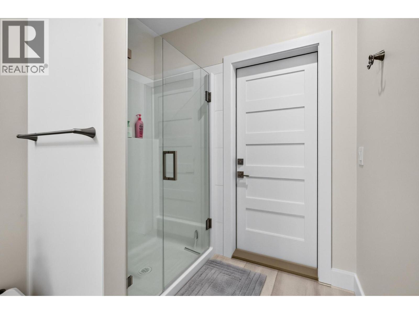 887 Loseth Drive, Kelowna, British Columbia  V1P 0A8 - Photo 38 - 10397817