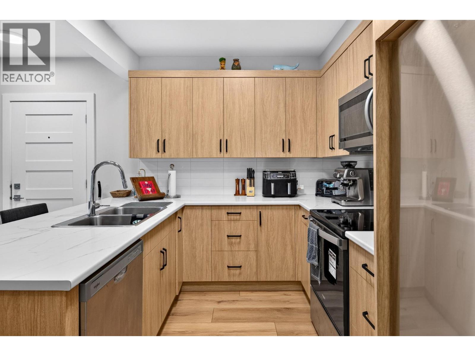 887 Loseth Drive, Kelowna, British Columbia  V1P 0A8 - Photo 45 - 10397817